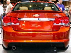 Накладки на задний бампер Шевроле Круз